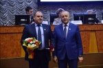 Губернатор Валерий Радаев вручил первые награды «В ознаменование 80-летия образования Саратовской области»